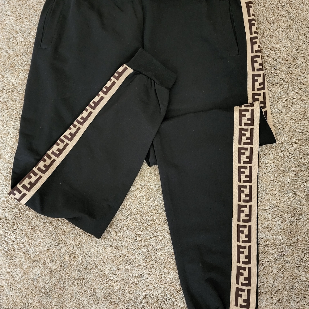 Fendi Sweatpants, Size XXL (fits like a L/XL)